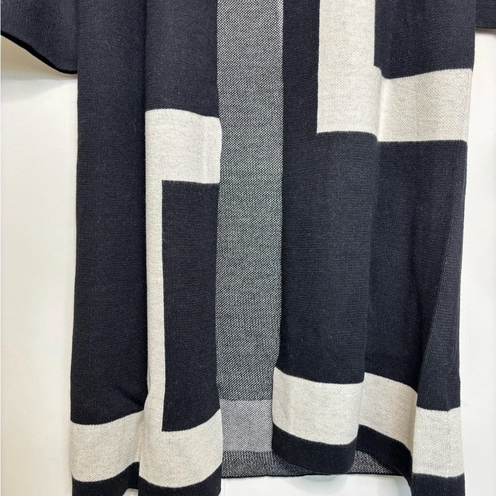 BN9 Vertigo Colorblock Long Cardigan Open Knit Black XS NWT‎